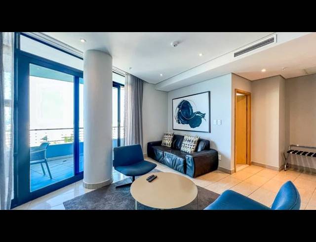 2 BEDROOM APARTMENT FOR SALE IN UMHLANGA CENTRAL